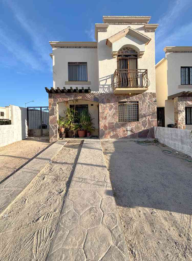 casa en venta retorno alminar aranjuez residencial hermosillo sonora pWGKxLI